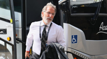 Торторелла покинул пост главного тренера «Вегаса» после поражения в финале Кубка Стэнли